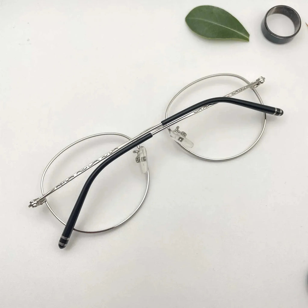 Round - Simple Specs