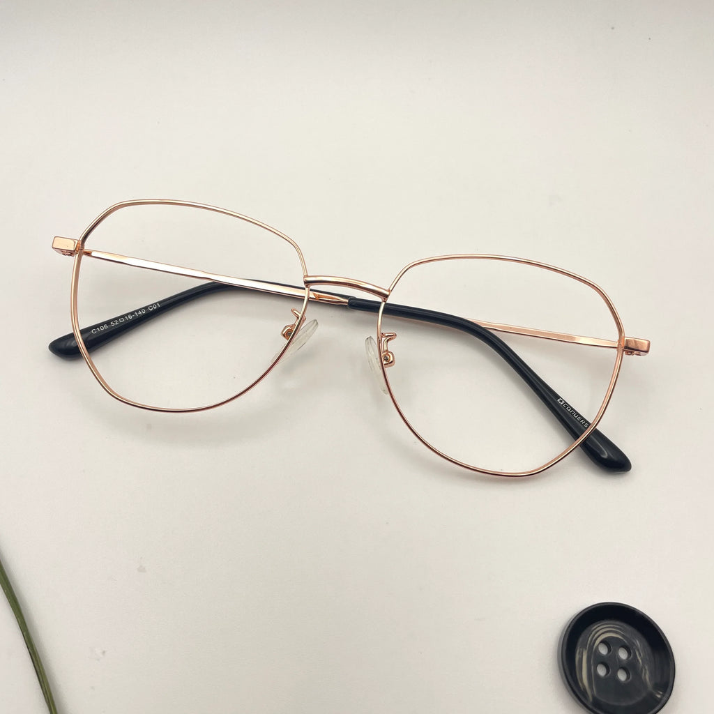 Zelvo - Simple Specs